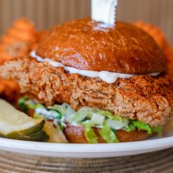 Breakfast Club - Hot chicken sandwich