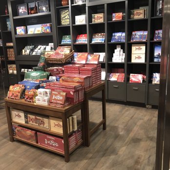 Vancouver Marketplace - shelves of food and snacks - Seafood Markets Near Me - Richmond, British Columbia Vancouver Marketplace - shelves of food and snacks - Seafood Markets Near Me - Richmond, British Columbia