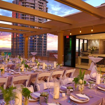 Hilton Garden Inn Phoenix Downtown - Floor 13 - Hotel's Rooftop Bar - Hotels Near Me - Phoenix, Arizona Hilton Garden Inn Phoenix Downtown - Floor 13 - Hotel's Rooftop Bar - Hotels Near Me - Phoenix, Arizona