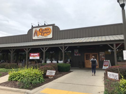 Cracker Barrel Old Country Store by null