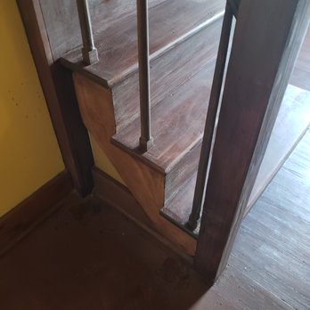 RJ Construction - Missed side of stairs, uneven color. - General Contractors Near Me RJ Construction - Missed side of stairs, uneven color. - General Contractors Near Me