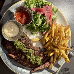 Wemmys Kitchen & Lounge - Chimichurri steak frites