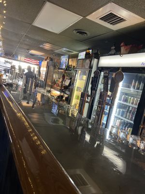 Bob's Bar by null