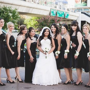 Platinum Entourage - Myself and all the ladies who had their hair done at Platinum Entourage. Bear in mind it was over 98 degrees outside! - Hair Stylists Near Me - Las Vegas, Nevada