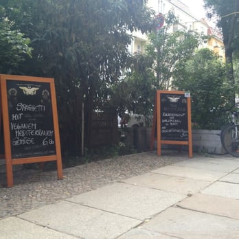 Lorbeer - Sidewalk with specials - Modern European Near Me - Berlin, BE