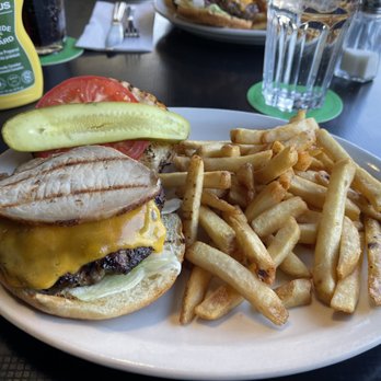 Cheeks Homemade Burgers & Good Eats - Banquet Burger & Fries - Hot Dogs Near Me - Bolton, Ontario Cheeks Homemade Burgers & Good Eats - Banquet Burger & Fries - Hot Dogs Near Me - Bolton, Ontario