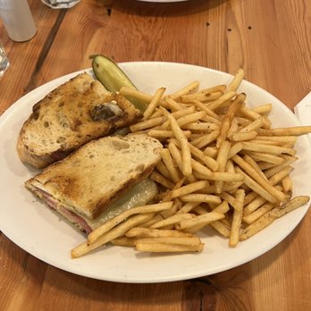 Cafe Bernardo  - New American Near Me - Davis, California