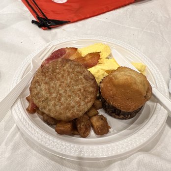 Brookdale Community College - Sausage, Eggs, Bacon, Corn Muffin, Potatoes - Colleges & Universities Near Me - Lincroft, New Jersey Brookdale Community College - Sausage, Eggs, Bacon, Corn Muffin, Potatoes - Colleges & Universities Near Me - Lincroft, New Jersey