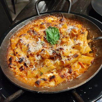 Graffito Pizza - Baked ziti - Pizza Near Me - Savannah, Georgia