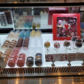 Ari Bakery Cafe - Macaroons - Bakeries Near Me - Davie, Florida