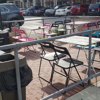 Chatterbox Jazz Club - The patio. - Jazz & Blues Near Me - Indianapolis, Indiana