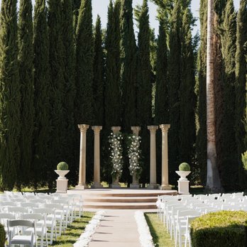 Beyond Smitten Events - Photo credit: Jordan Loufas - Party & Event Planning Near Me