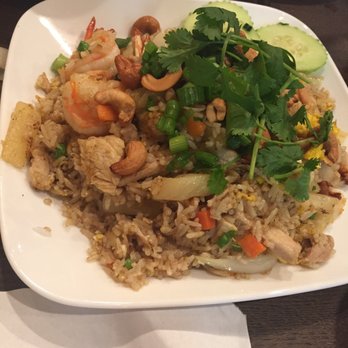 Chada Thai - Pineapple fried rice - Thai Near Me - Garden Grove, California Chada Thai - Pineapple fried rice - Thai Near Me - Garden Grove, California