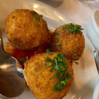 Assaggio Ristorante - Italian Near Me - Seattle, Washington Assaggio Ristorante - Italian Near Me - Seattle, Washington