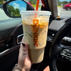 Dunkin' - Iced Dunkalatte + blueberry + butter pecan