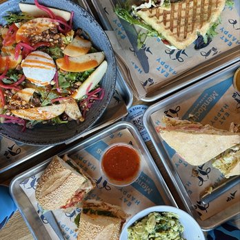 Mendocino Farms - Seasonal GOAT with pink lady apples, pesto caprese, "not so fried" chicken, basil pesto shell, and chicken parm dip - Salad Near Me - Berkeley, California