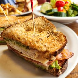 Cali BLT
