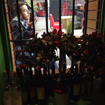 Mila Cafe Bar - Cafes Near Me - Istanbul, 34 Mila Cafe Bar - Cafes Near Me - Istanbul, 34