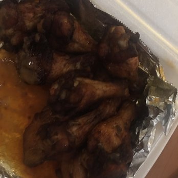 Flanigan's - Coconut Grove - This is the "Award Winning" buffalo Wings that we're horribly dry and burnt! - Seafood Near Me - Coconut Grove, Florida