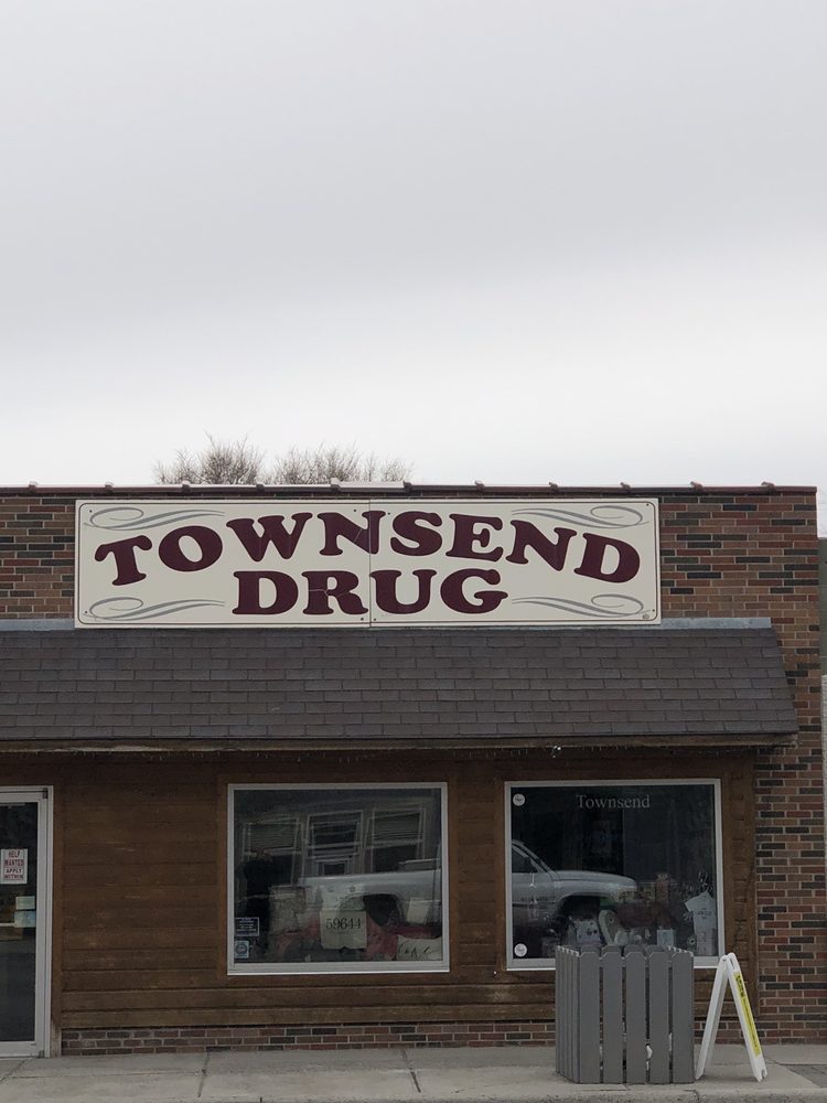 Townsend Drug and Spirits Logo