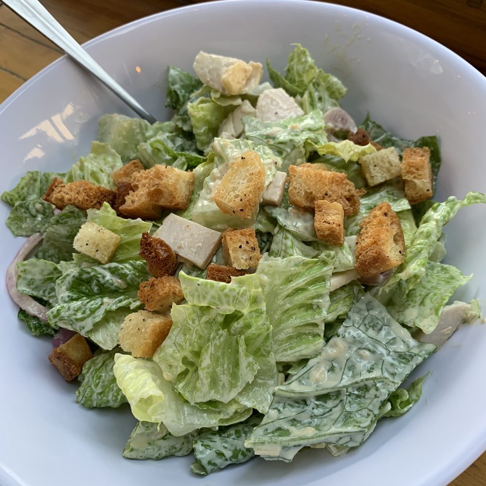 Hooby’s Brewing - Cesar salad with chicken - Breweries Near Me - Winters, California