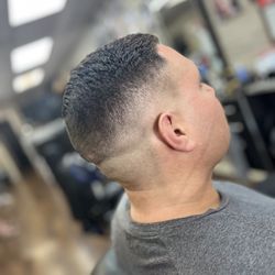 Larry's Barber Shop