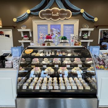 Nothing Bundt Cakes - Bakeries Near Me - Indianapolis, Indiana