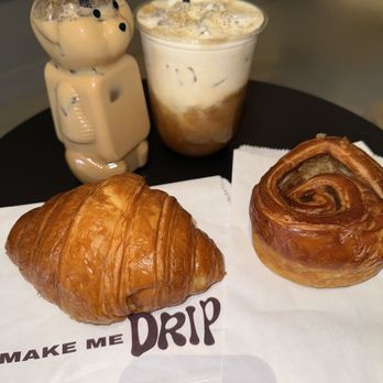 Drip Coffee - Honey bear latte, miso caramel latte, crossaint, cinnamon bun - Coffee & Tea Near Me - Fort Lauderdale, Florida Drip Coffee - Honey bear latte, miso caramel latte, crossaint, cinnamon bun - Coffee & Tea Near Me - Fort Lauderdale, Florida