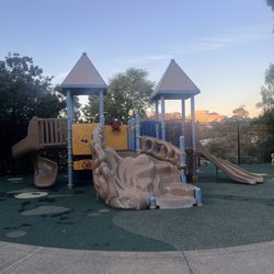 Tweet Street Park - Play structure for children under 5