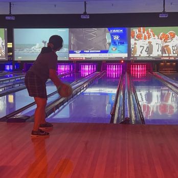 Lucky Strike Rockville - Action shot .. lol - Venues & Event Spaces Near Me - Gaithersburg, Maryland