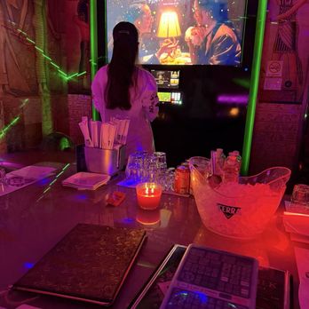 Feel Karaoke - Vietnamese music - Karaoke Near Me - Los Angeles, California