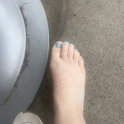 Premium Nails & Spa - This is not even the color i picked out.