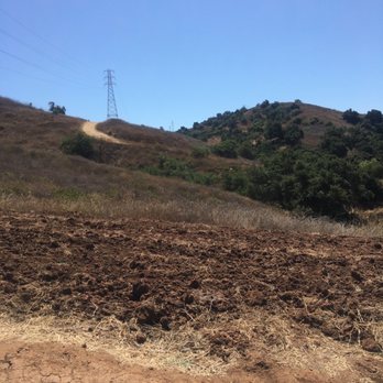 Steep Canyon Trailhead - Trail - Hiking Near Me - Diamond Bar, California