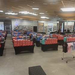 Shoe Palace - Shoe Palace