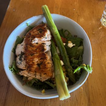 M'tucci's Moderno - Vegetables with salmon - Italian Near Me - Rio Rancho, New Mexico M'tucci's Moderno - Vegetables with salmon - Italian Near Me - Rio Rancho, New Mexico