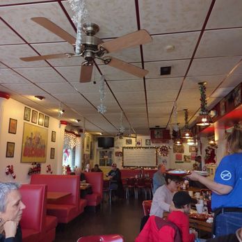 Blondies Diner - American Near Me - River Grove, Illinois