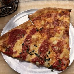 Grandma slice and Hawaiian slice Grandma slice and Hawaiian slice