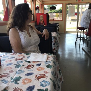 D's Cheesesteaks - The inside of this long-shuttered diner have been lovingly restored! - New American Near Me - Natchez, Mississippi