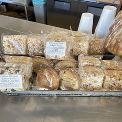 Bernardo's Foothills - A collection of sweets!
