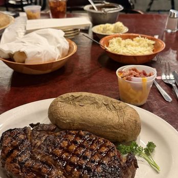 Cattleman's Steakhouse at Indian Cliffs Ranch - Dessert menu was outstanding pecan pie was perfect. Don't know about anything about the bar. - Steakhouses Near Me - Fabens, Texas
