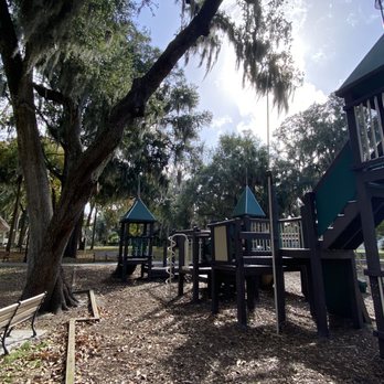 Speer Park - Parks Near Me - Oakland, Florida