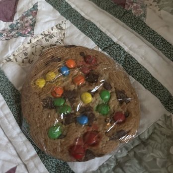 POPonOVERS - M&M cookie - Cafes Near Me - Pittsfield, Maine POPonOVERS - M&M cookie - Cafes Near Me - Pittsfield, Maine