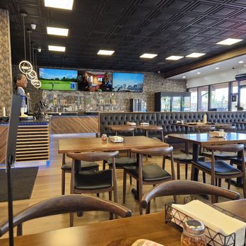 Tandoori Pizza - Indian Near Me - Clovis, California Tandoori Pizza - Indian Near Me - Clovis, California