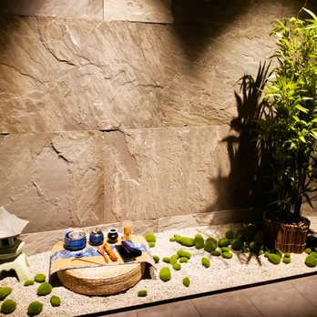 Ushi Shabu Shabu - a plant and a basket of fruit - Hot Pot Near Me - Richmond Hill, Ontario Ushi Shabu Shabu - a plant and a basket of fruit - Hot Pot Near Me - Richmond Hill, Ontario