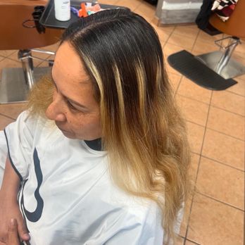 Salazis Hair Salon - This is the damage that was previously done - Hair Stylists Near Me - Riverside , California