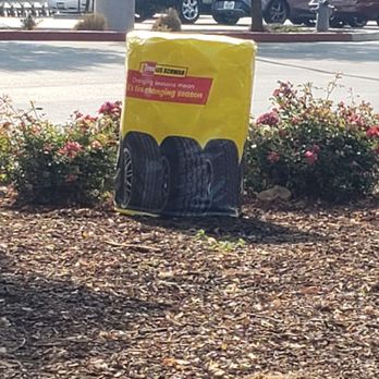 Les Schwab Tire Center - Tire time. - Auto Repair Near Me - Bakersfield, California Les Schwab Tire Center - Tire time. - Auto Repair Near Me - Bakersfield, California