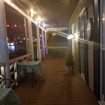 Hamrock's Restaurant - The wrap around porch. - New American Near Me - Fairfax, Virginia