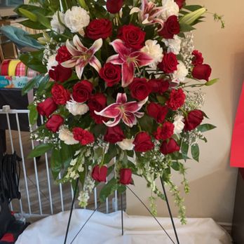 Mona’s Floral & Services - Floral Designers Near Me - Cypress, Texas Mona’s Floral & Services - Floral Designers Near Me - Cypress, Texas