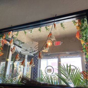 Stax - Holiday lights - Breakfast & Brunch Near Me - Marlboro, New Jersey