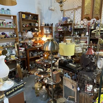 Shasta Antique Mall - Antiques Near Me - Redding, California Shasta Antique Mall - Antiques Near Me - Redding, California